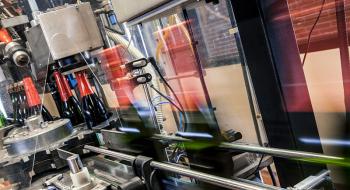 Colorful application of filling machine in light industry